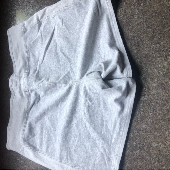 2 pair of ladies champion shorts - Picture 7 of 13